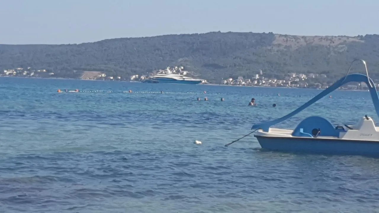 By Osibov Silverfish & Goldenfish Apartment Kastela