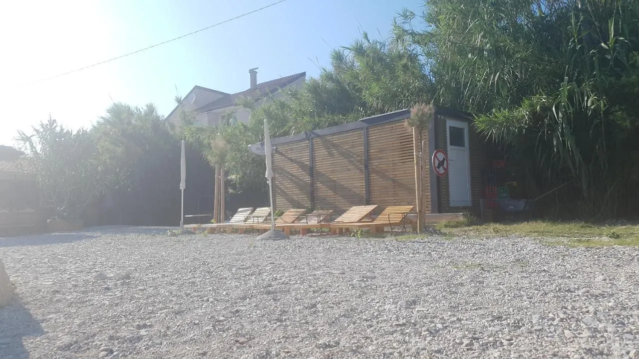 By Osibov Silverfish & Goldenfish Apartment Kastela 0*,