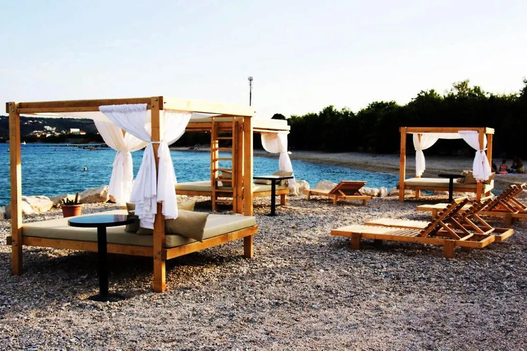 By Osibov Silverfish & Goldenfish Apartment Kastela Croatia